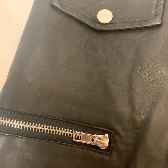 SEEK The Label Vegan Leather Asymmetrical Skirt Sz XS - Picture 5 of 9